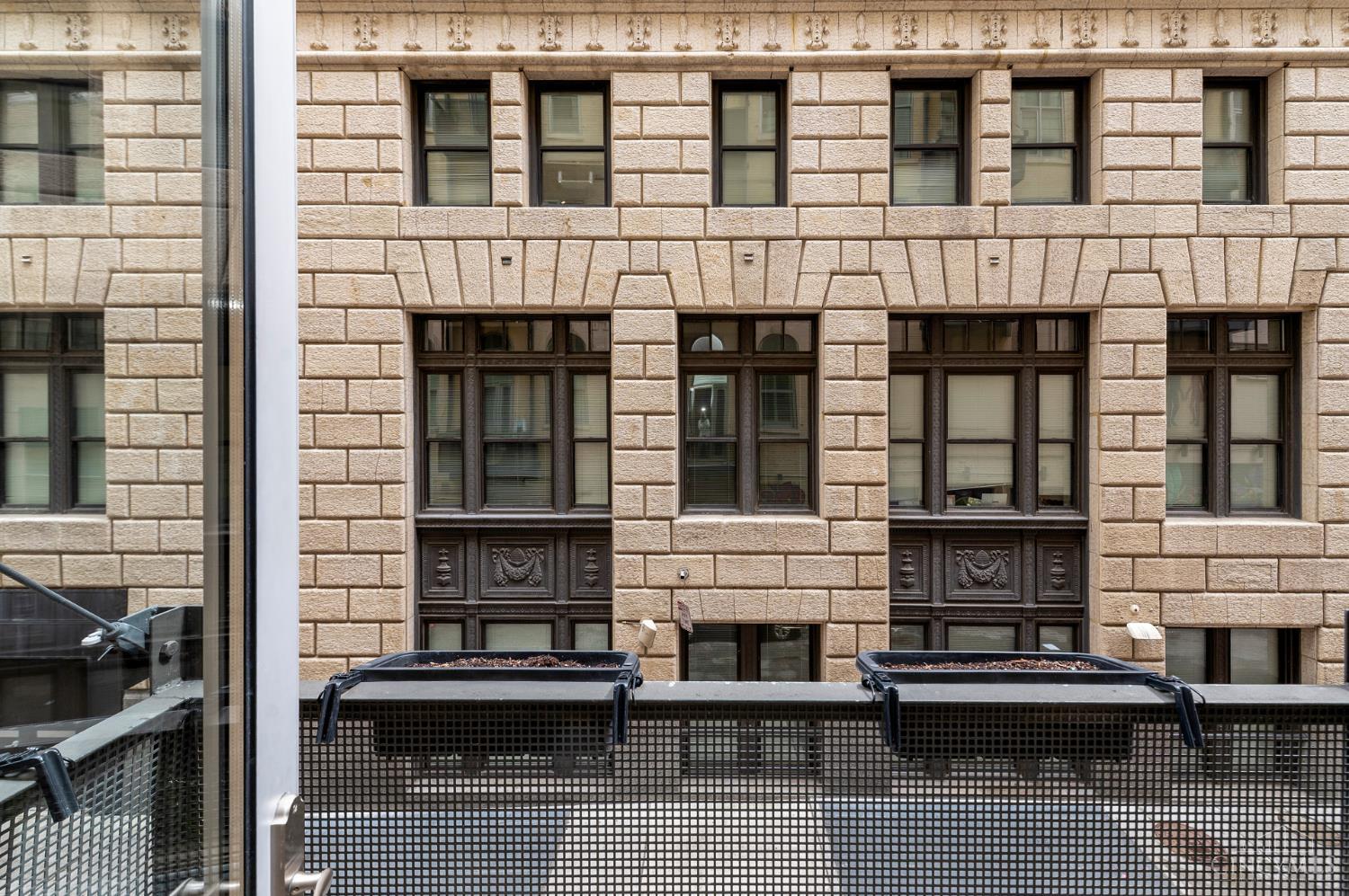 15 W Fourth Street Unit: 103