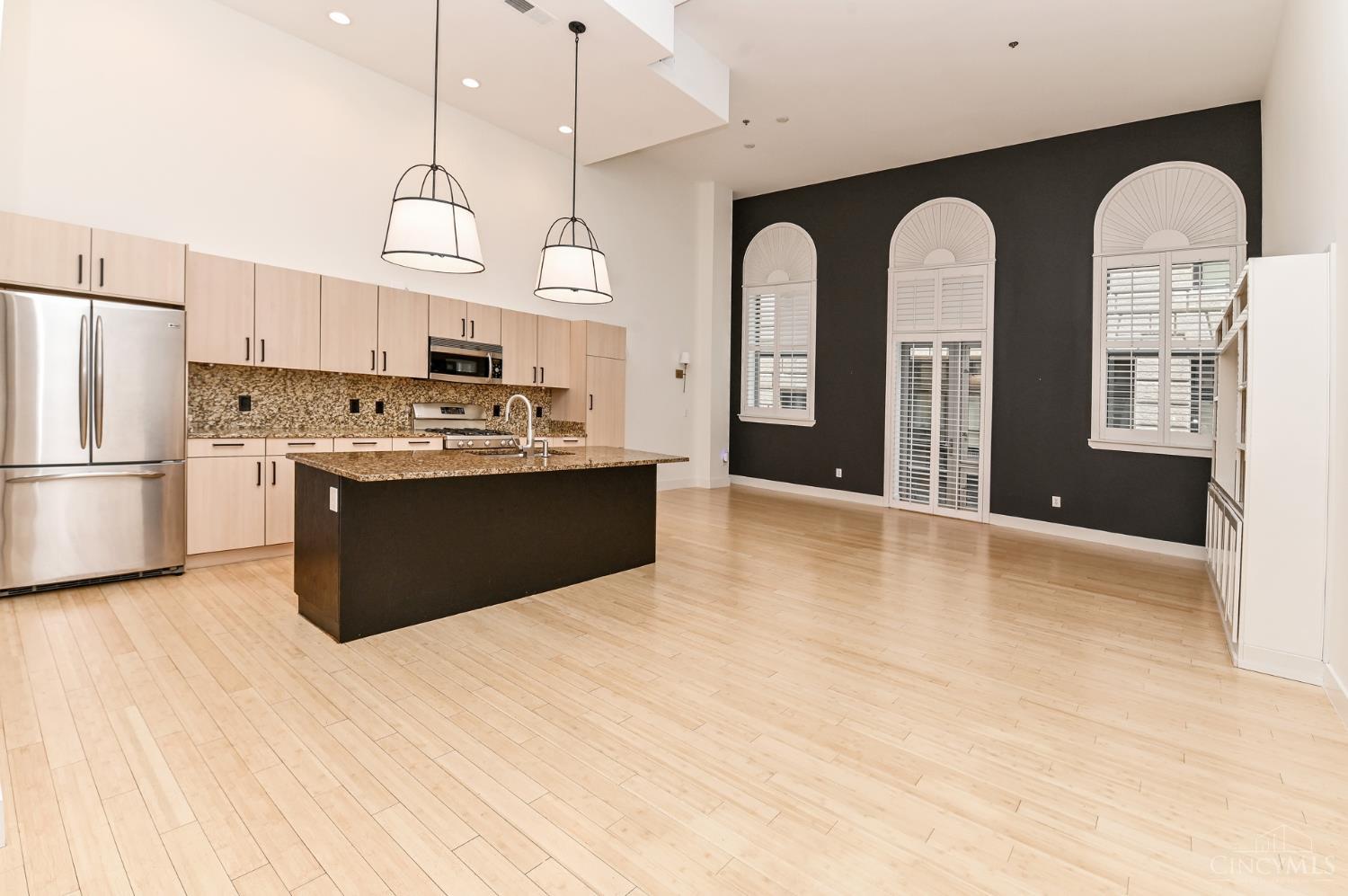15 W Fourth Street Unit: 103