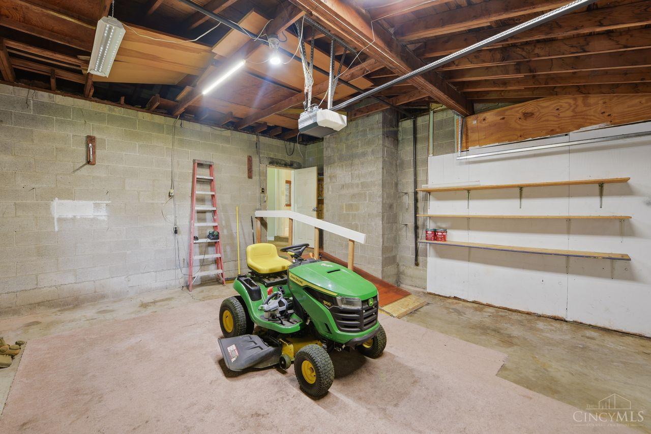 5501 Vonderhaar Court