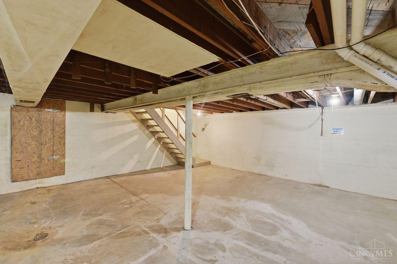 5501 Vonderhaar Court