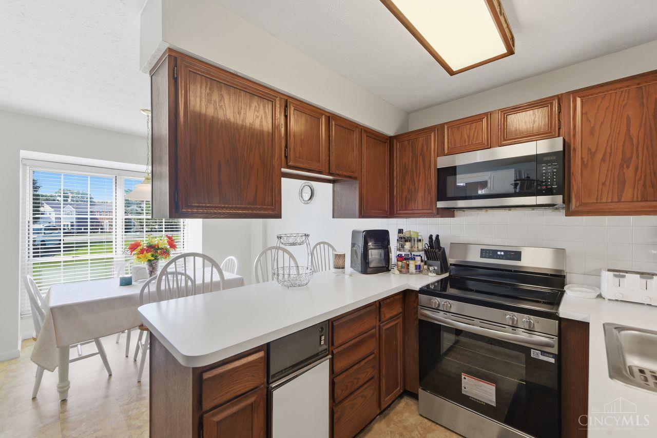 26 Twin Lakes Drive