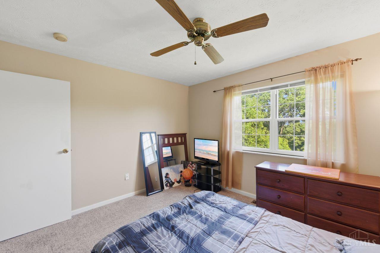 26 Twin Lakes Drive
