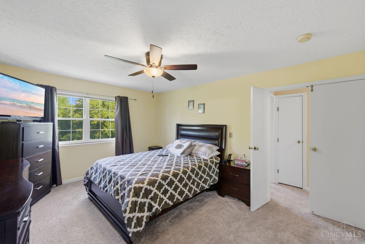 26 Twin Lakes Drive