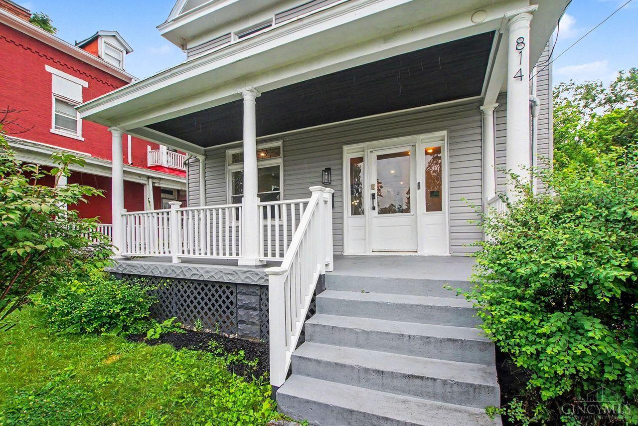 814 Summit Avenue