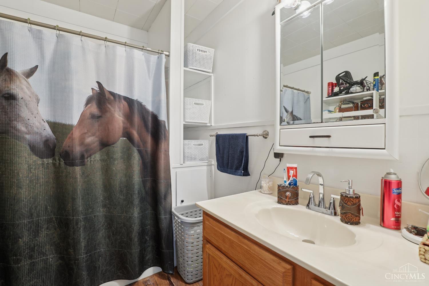 402 Catherine Street
