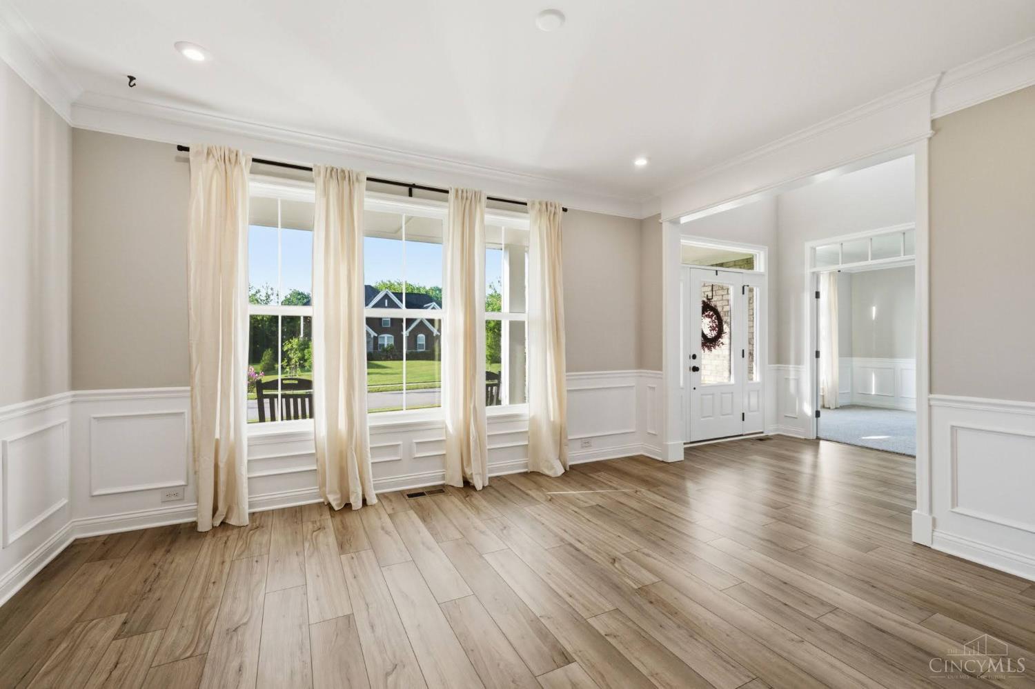 5433 Birch View Drive