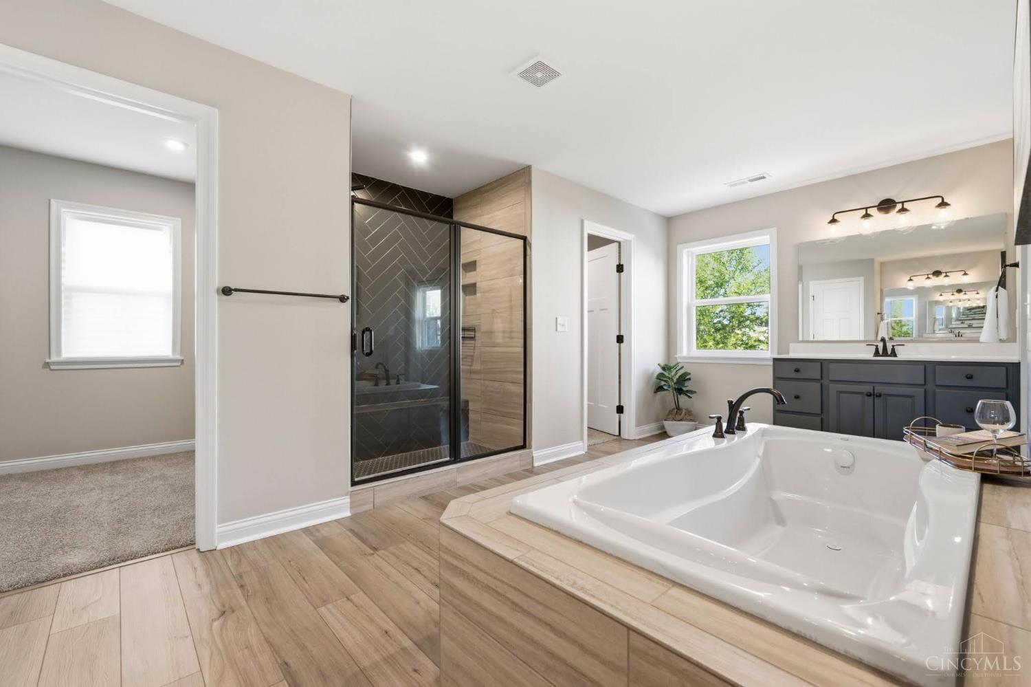 5433 Birch View Drive
