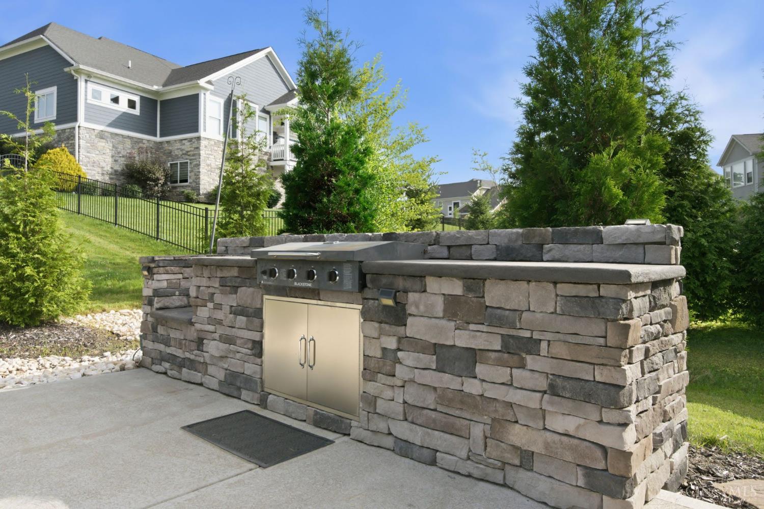 5433 Birch View Drive