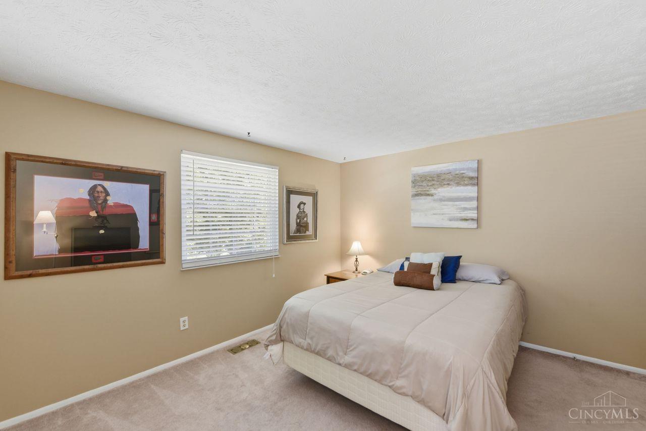 1155 Nature Run Road