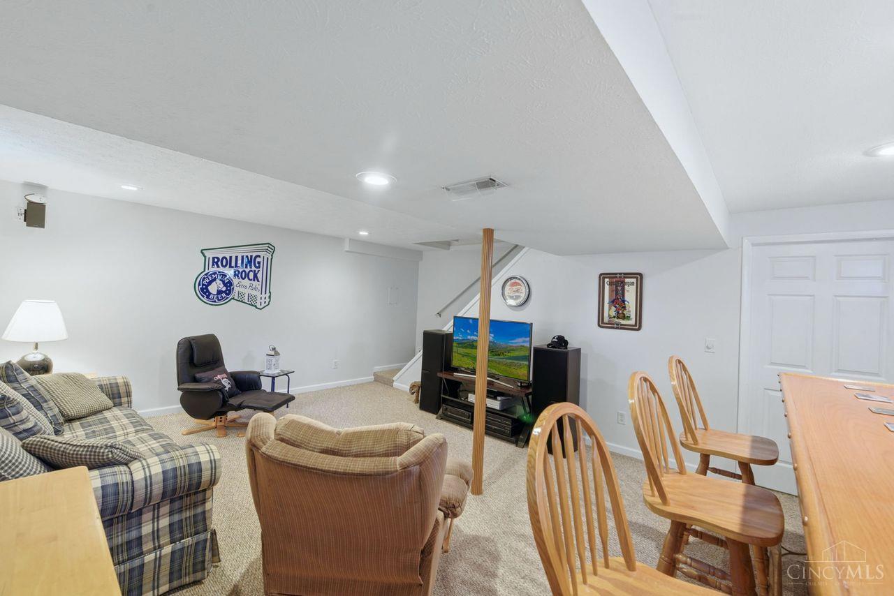 1155 Nature Run Road