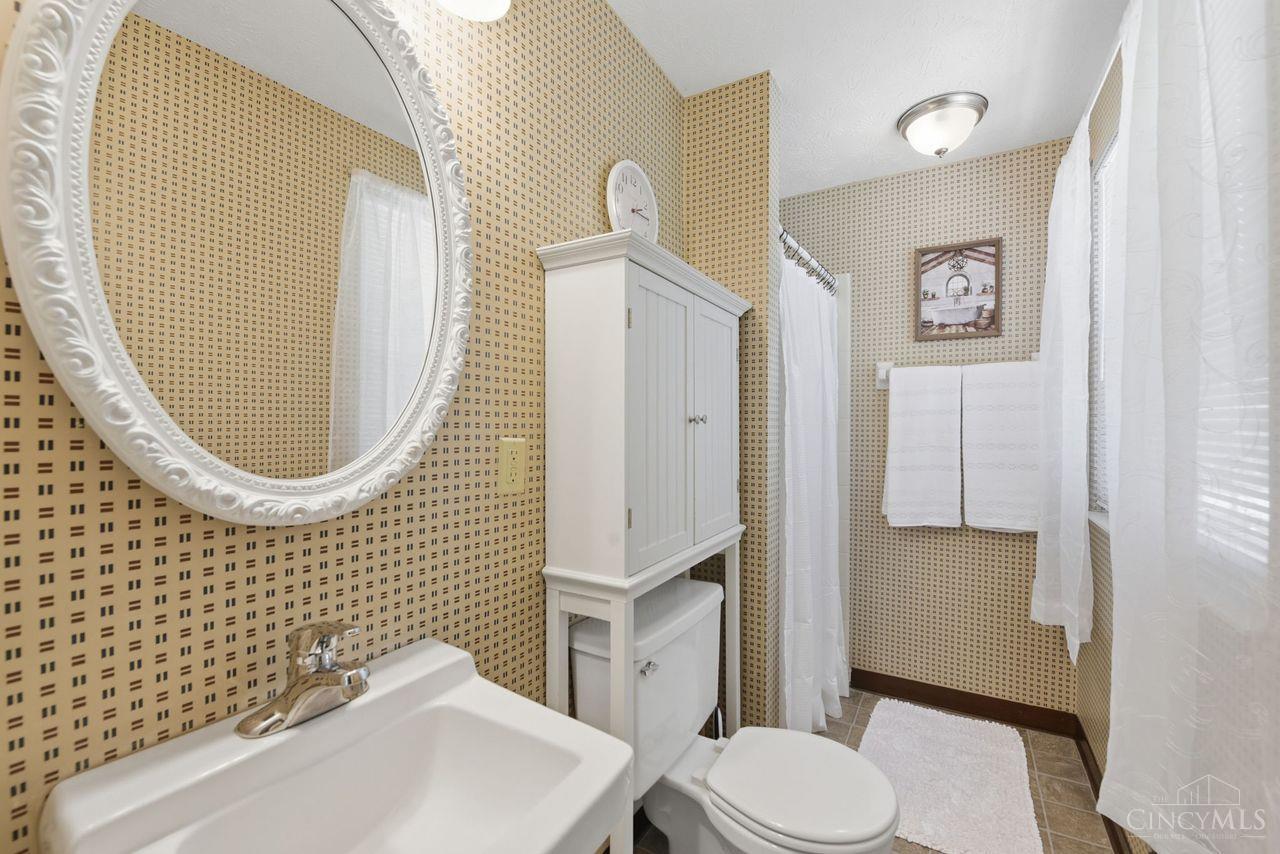 1155 Nature Run Road