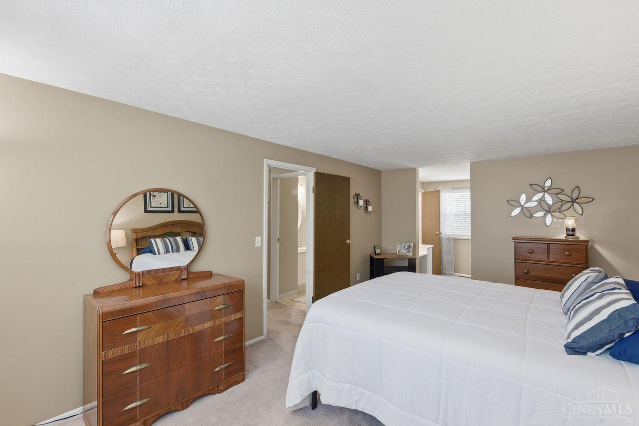 1155 Nature Run Road