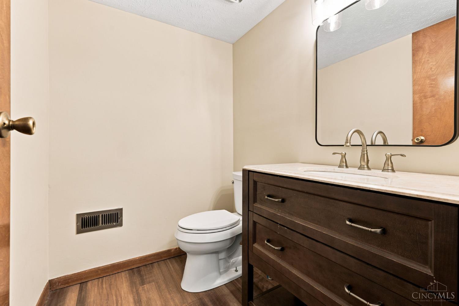5317 Hickory Trail Lane