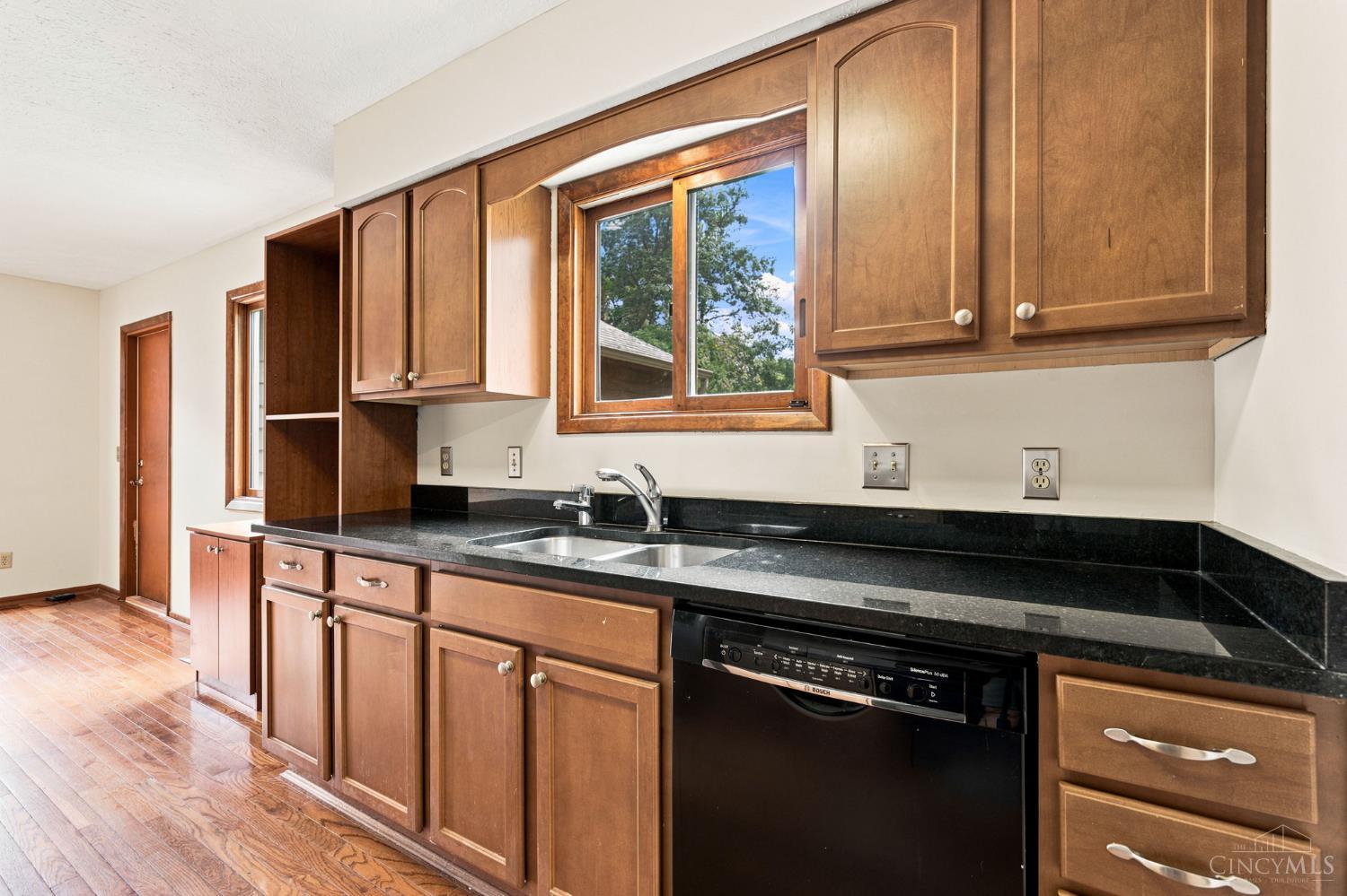 5317 Hickory Trail Lane