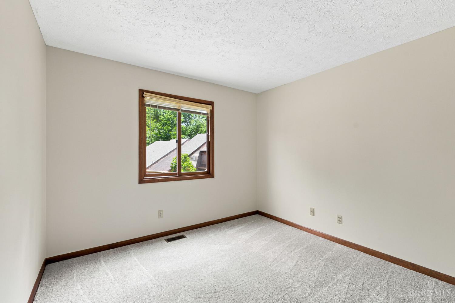 5317 Hickory Trail Lane