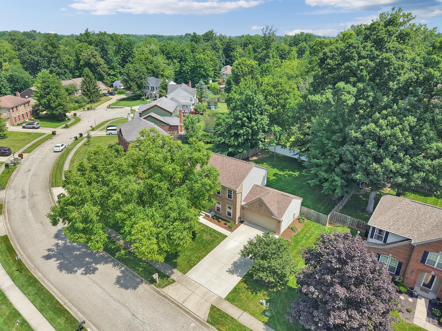 4176 Knollview Court