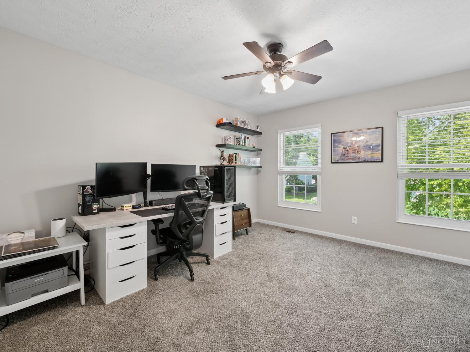 4176 Knollview Court
