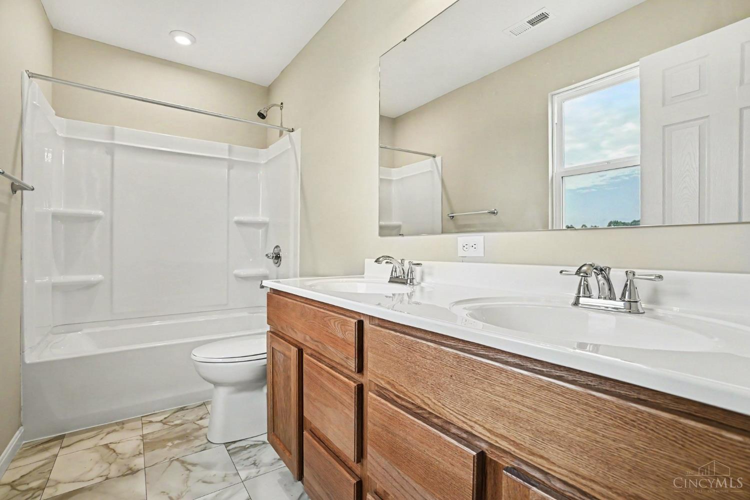 2063 Longmeadow