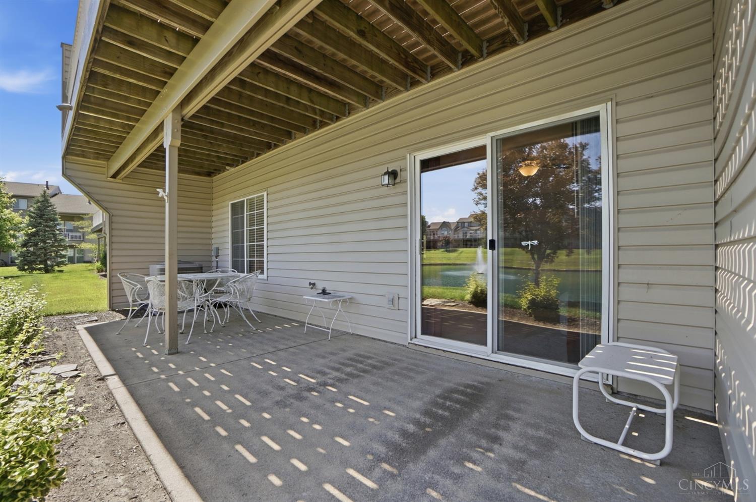 6333 Edgewater Drive