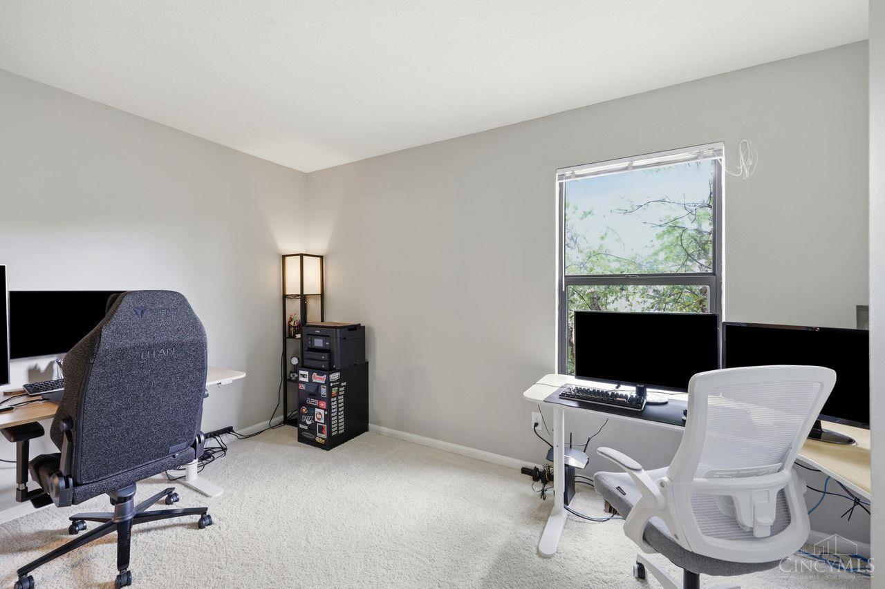 7857 Glen Oaks Court