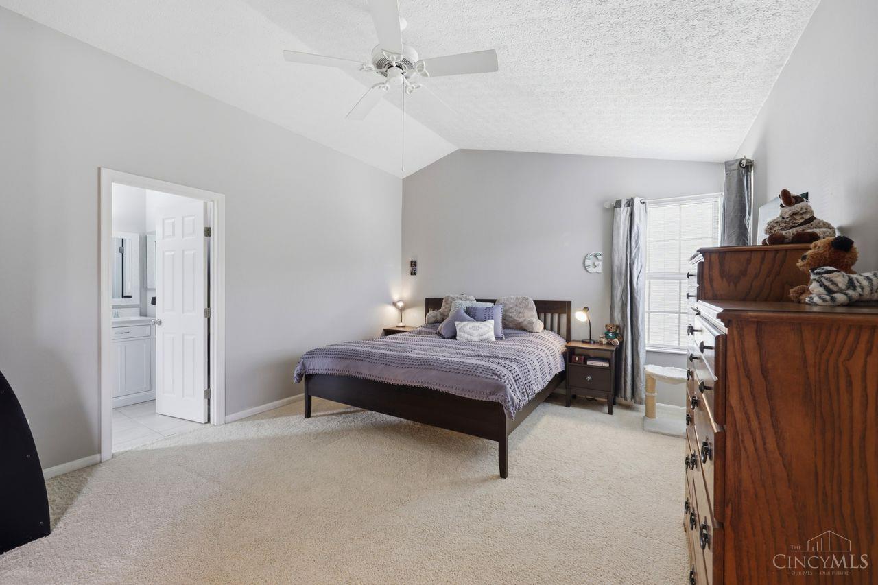 7857 Glen Oaks Court