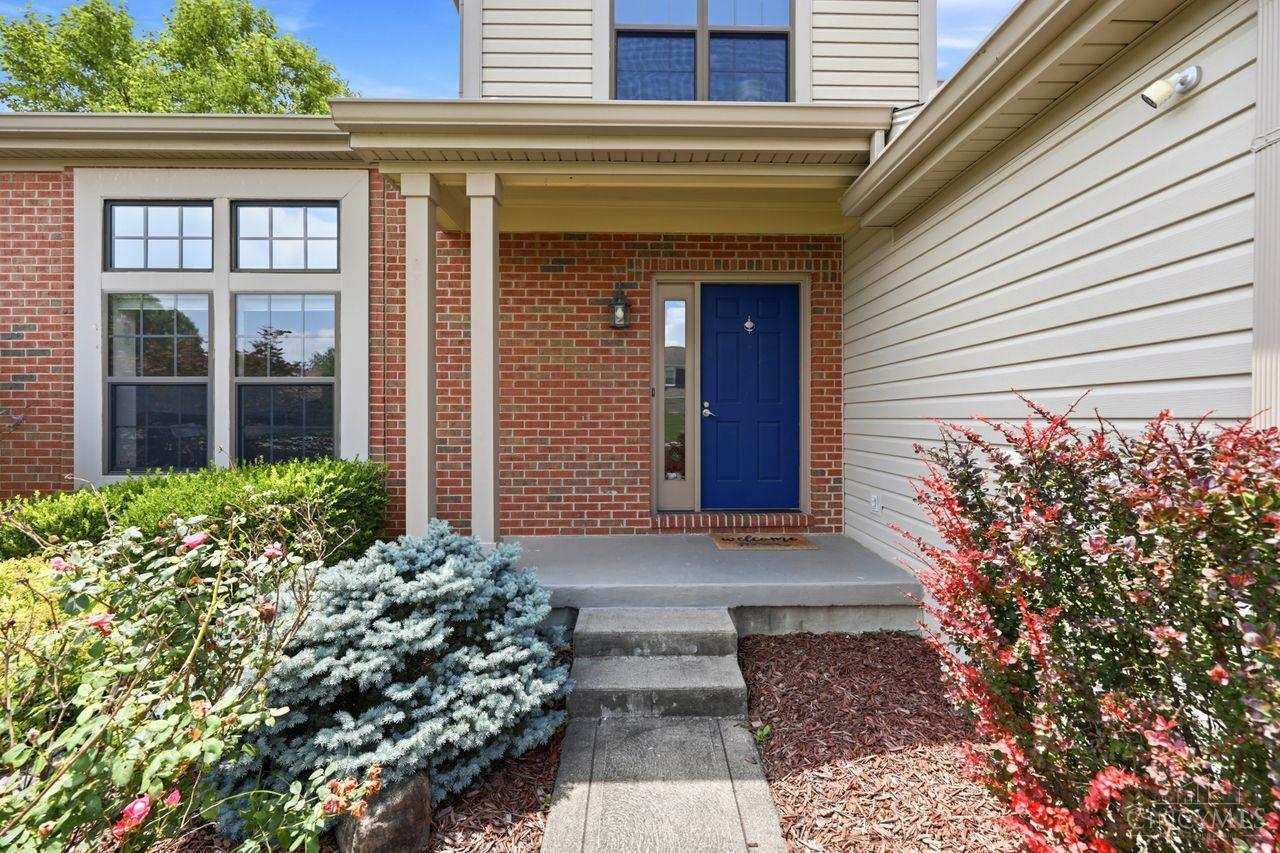 7857 Glen Oaks Court