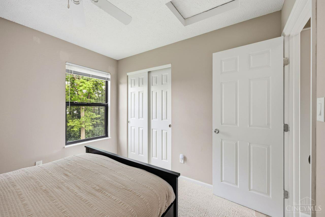 7857 Glen Oaks Court