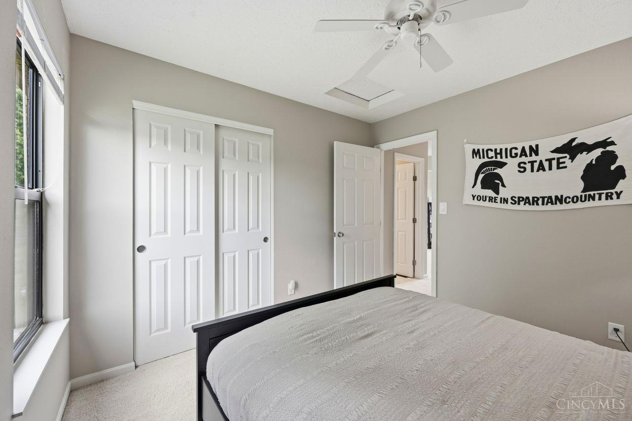 7857 Glen Oaks Court