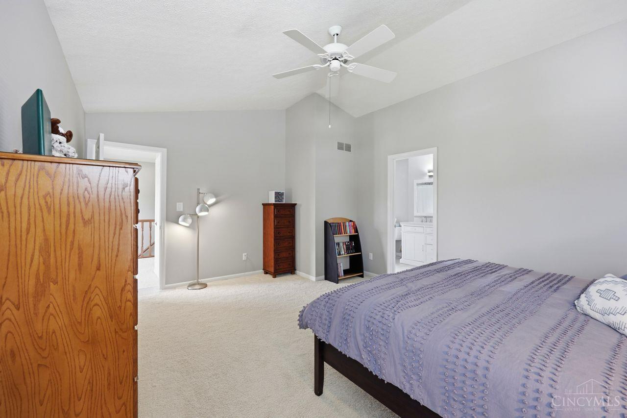 7857 Glen Oaks Court