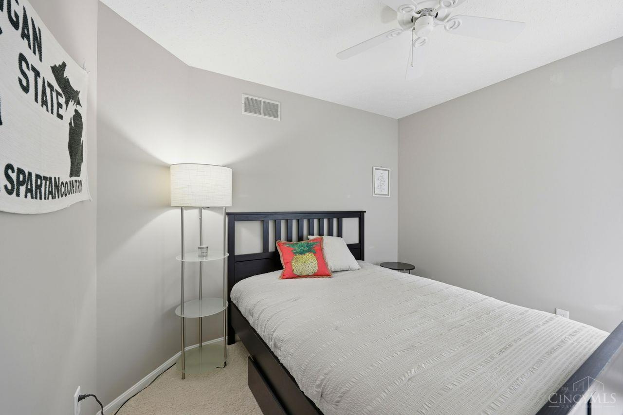 7857 Glen Oaks Court
