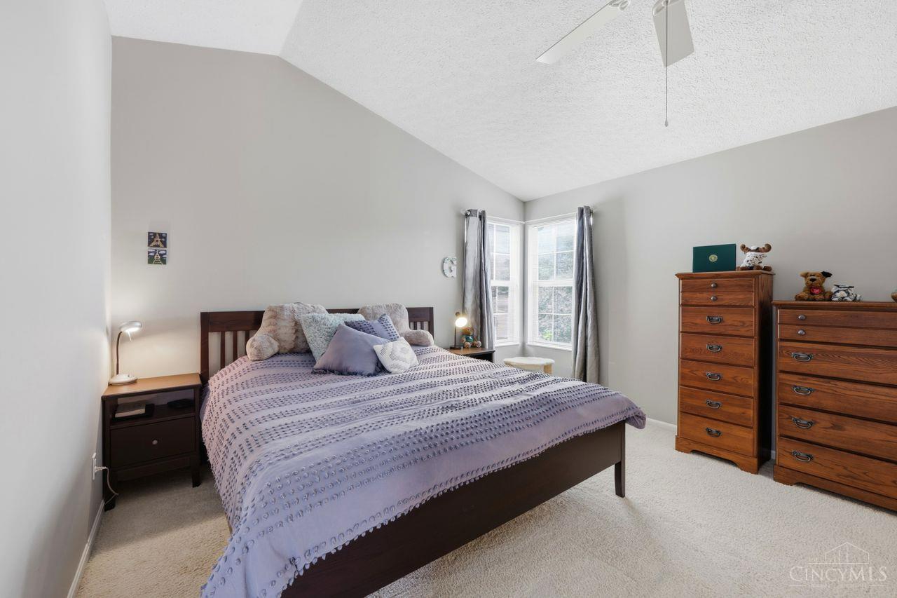 7857 Glen Oaks Court