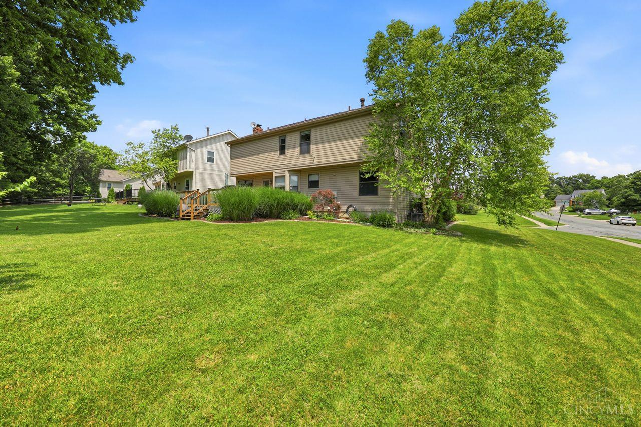 7857 Glen Oaks Court