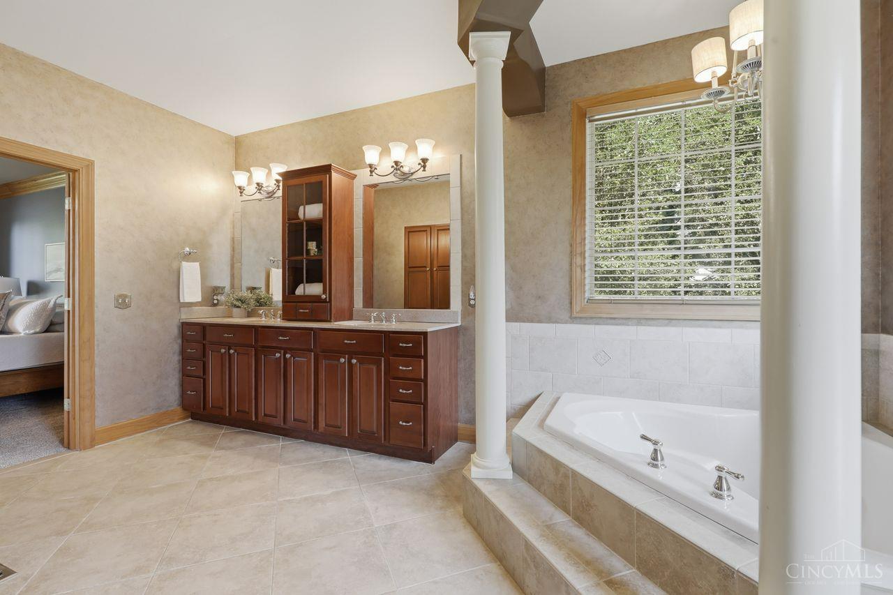 6657 Paxton Guinea Road