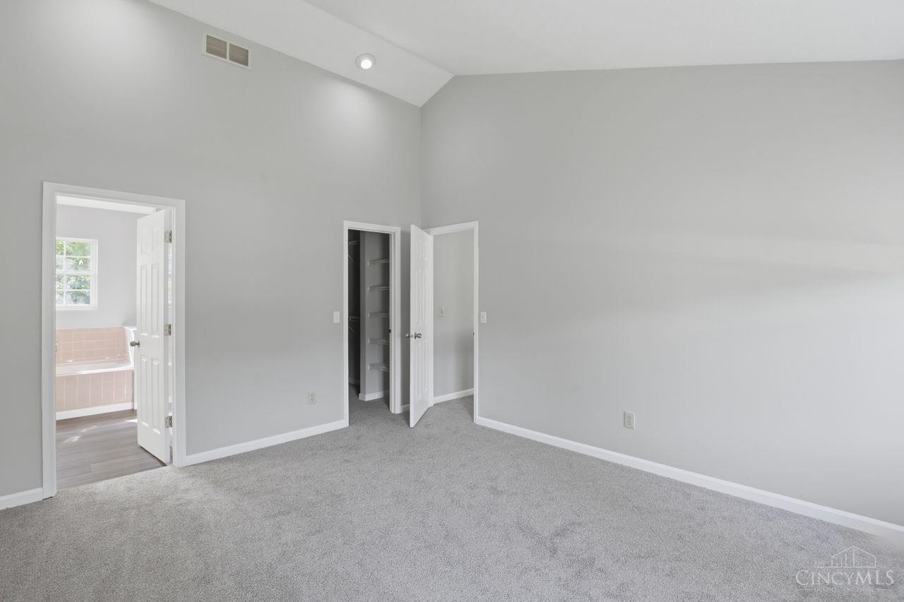 7112 Royale Drive