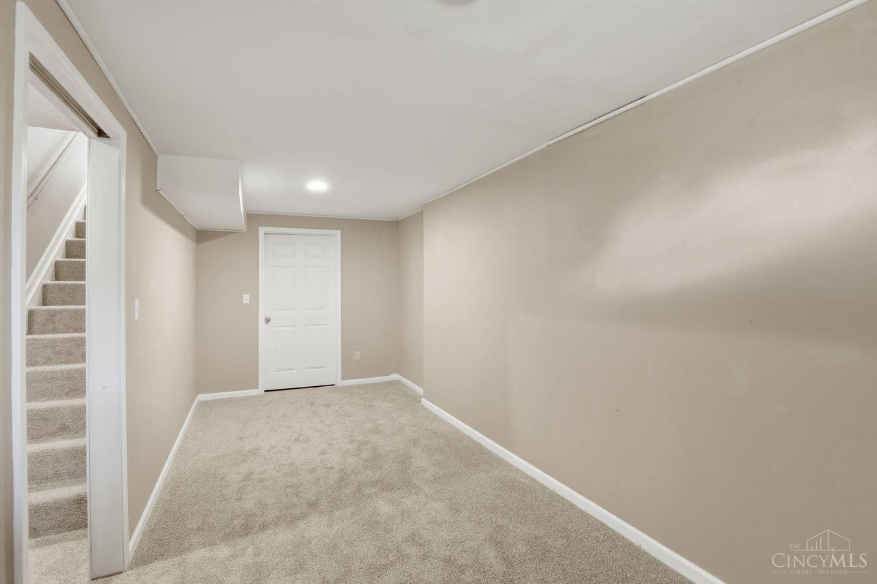 7112 Royale Drive
