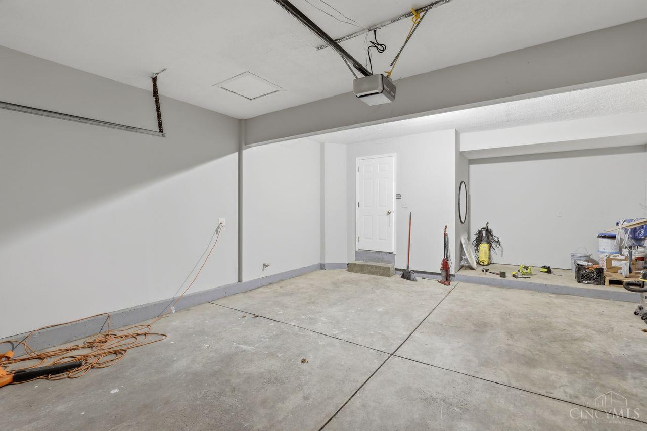 7112 Royale Drive