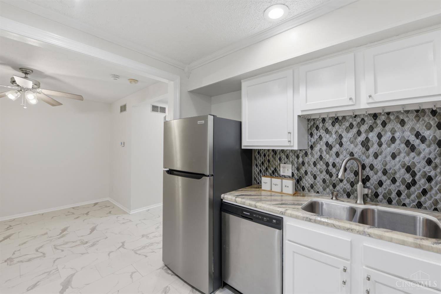 4944 Columbia Circle Unit: 27-12