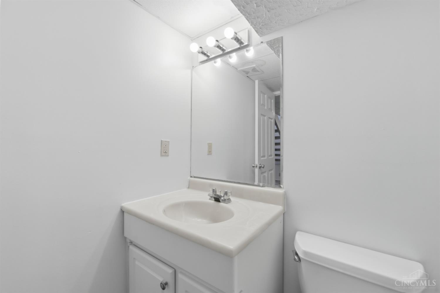 4944 Columbia Circle Unit: 27-12