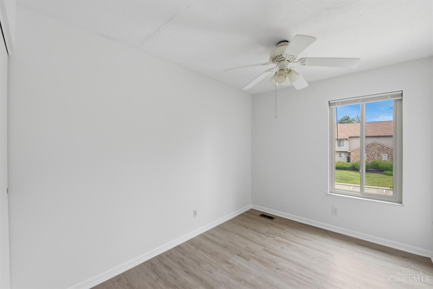 4944 Columbia Circle Unit: 27-12