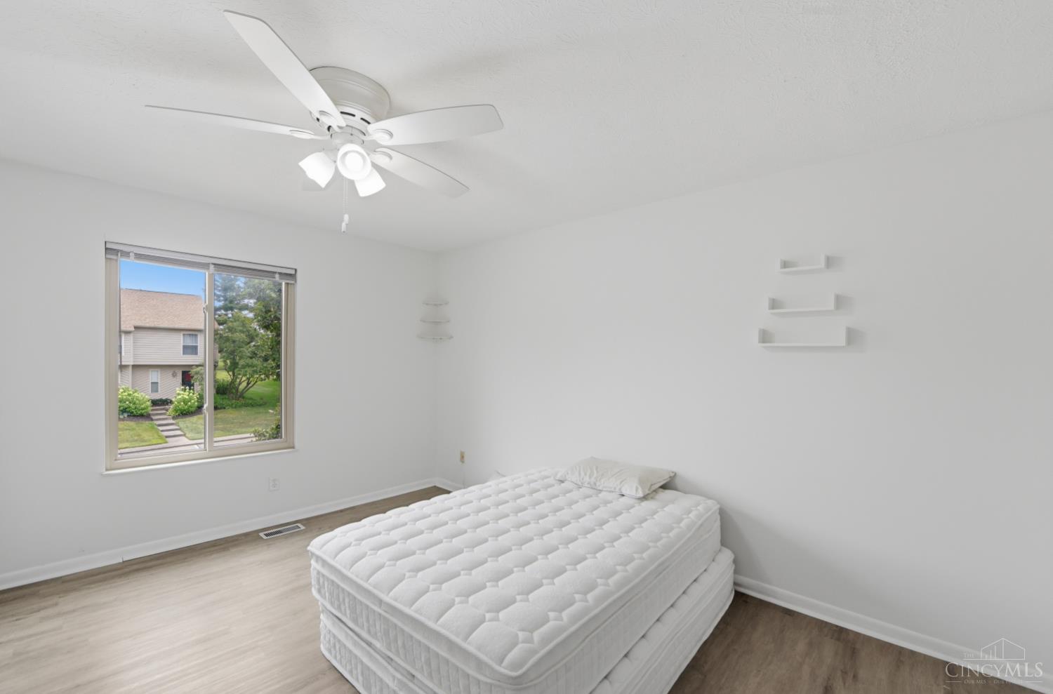 4944 Columbia Circle Unit: 27-12