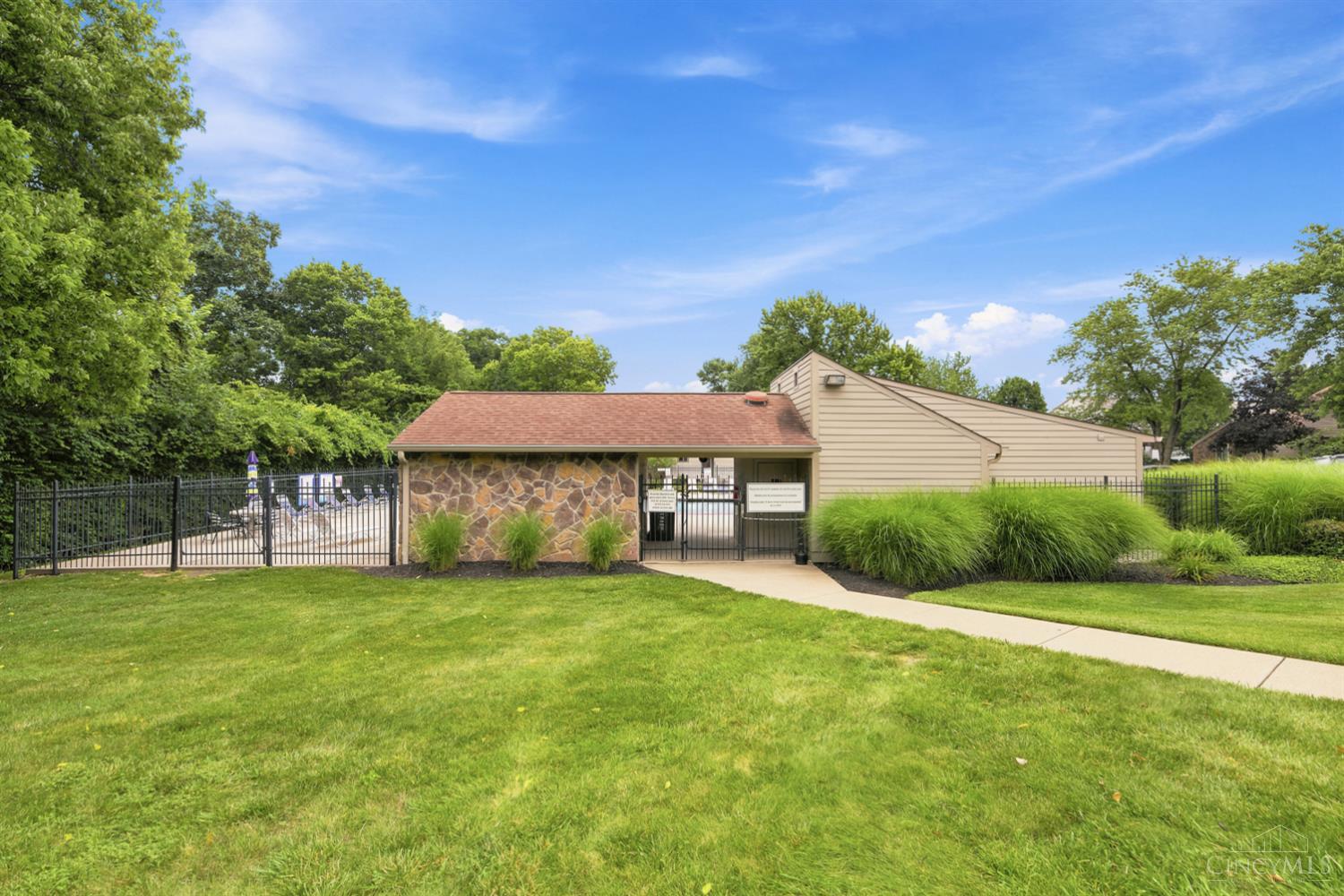 4944 Columbia Circle Unit: 27-12