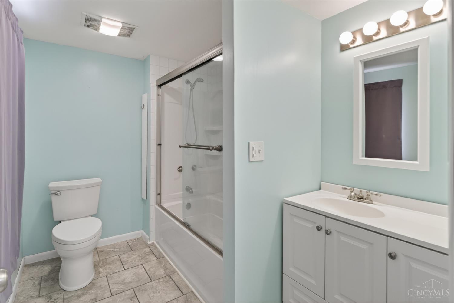 1344 Plazaview Court