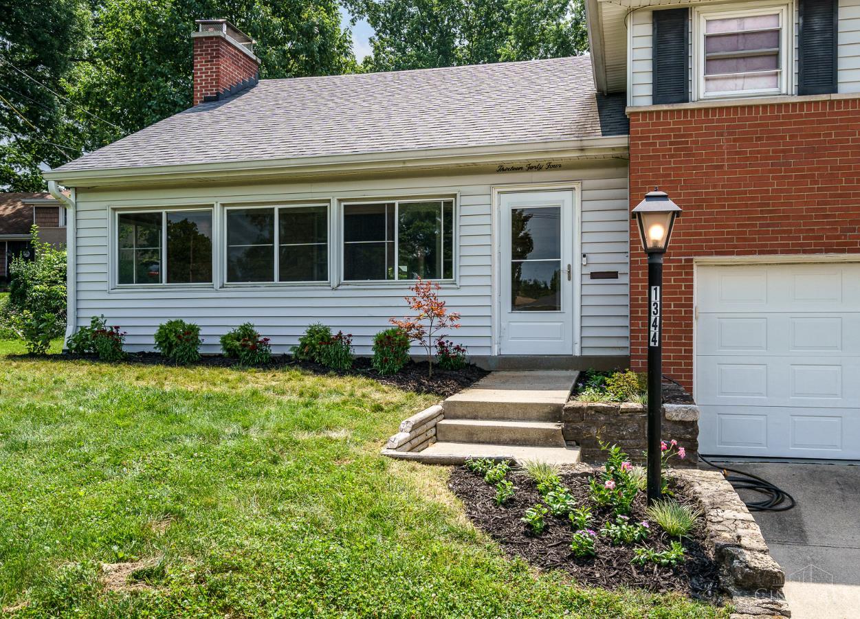 1344 Plazaview Court