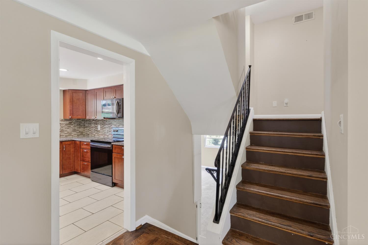 1344 Plazaview Court