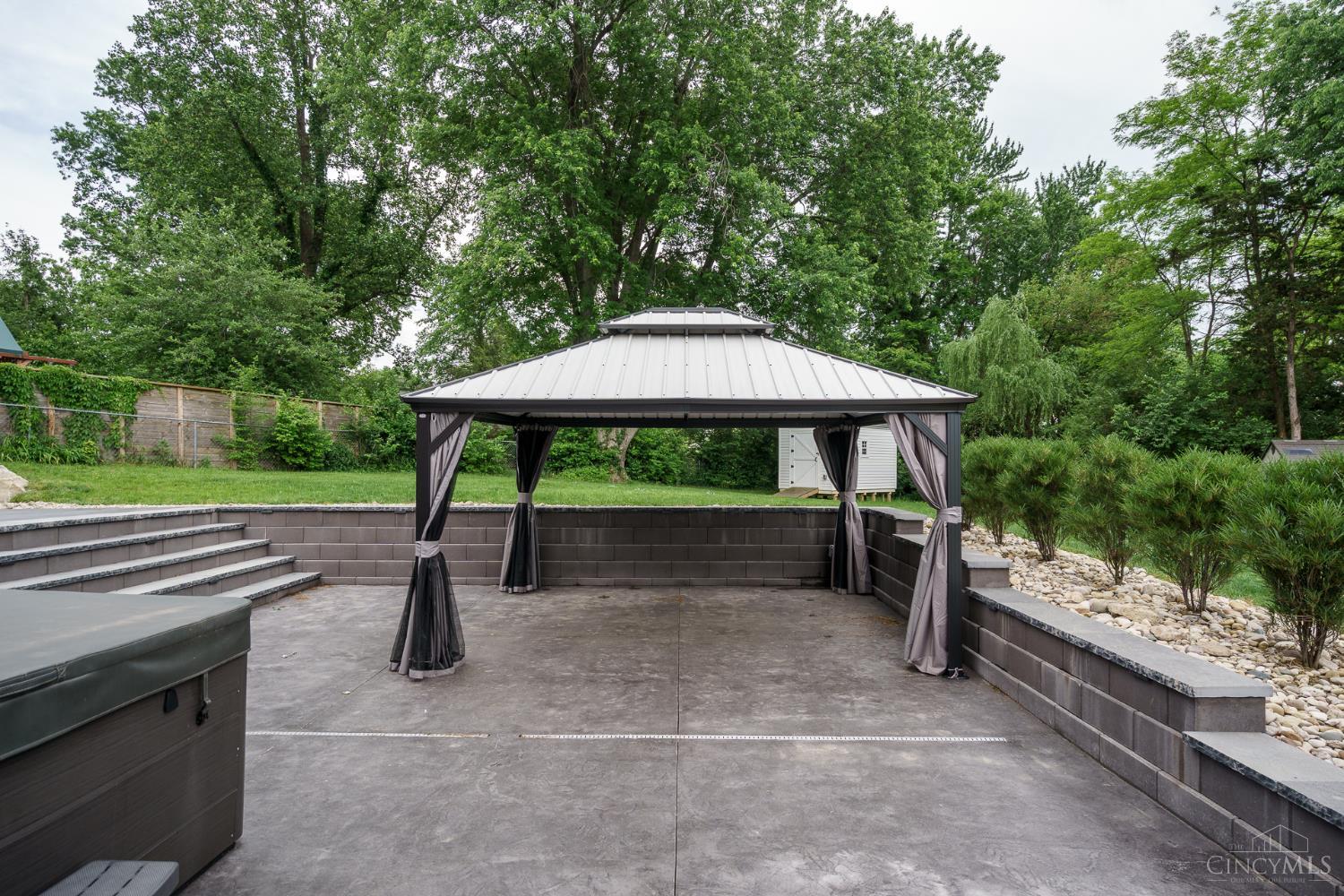 1344 Plazaview Court