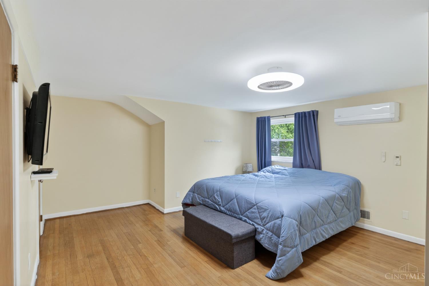 1344 Plazaview Court