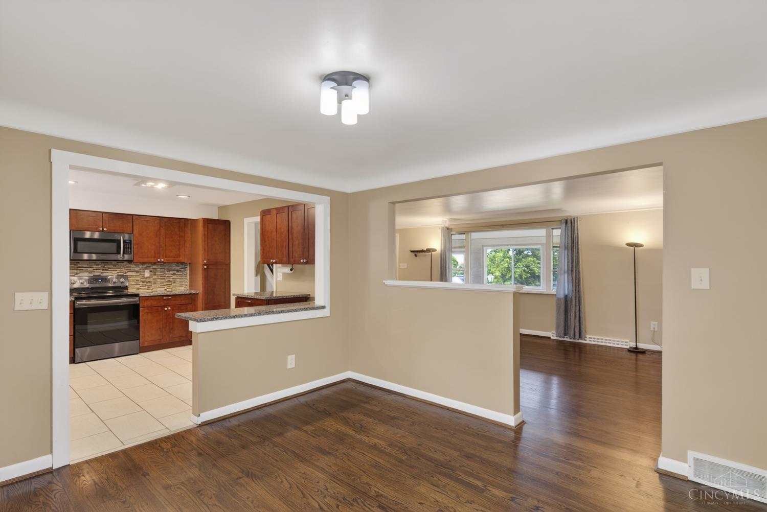 1344 Plazaview Court