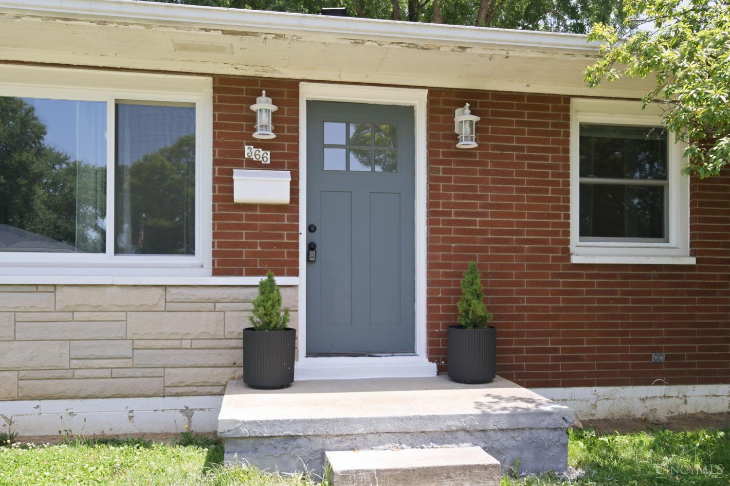 366 N Section Street