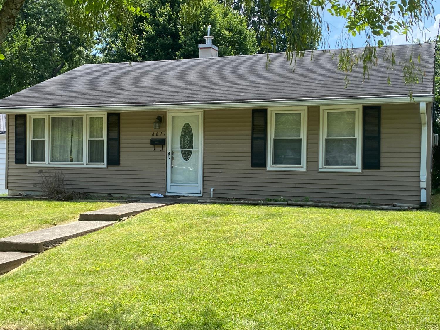 6611 Hialea Court