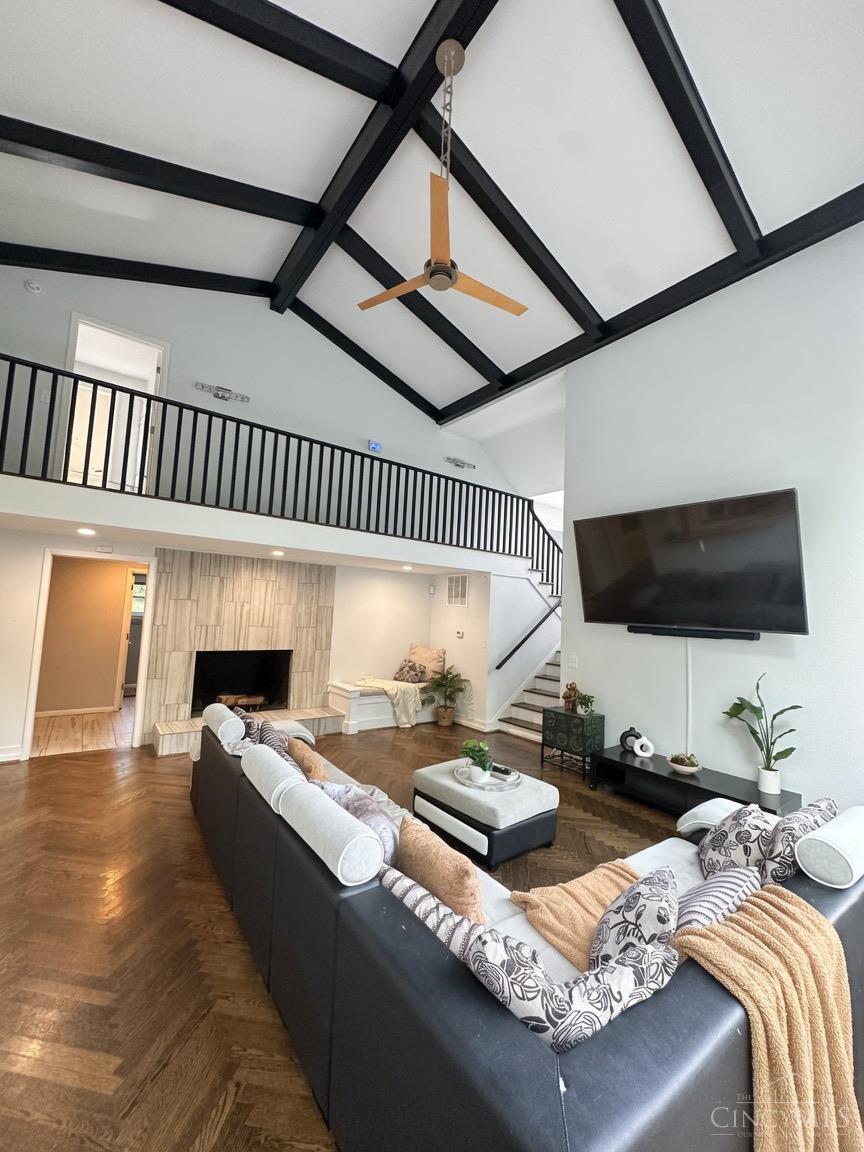 311 Whitthorne